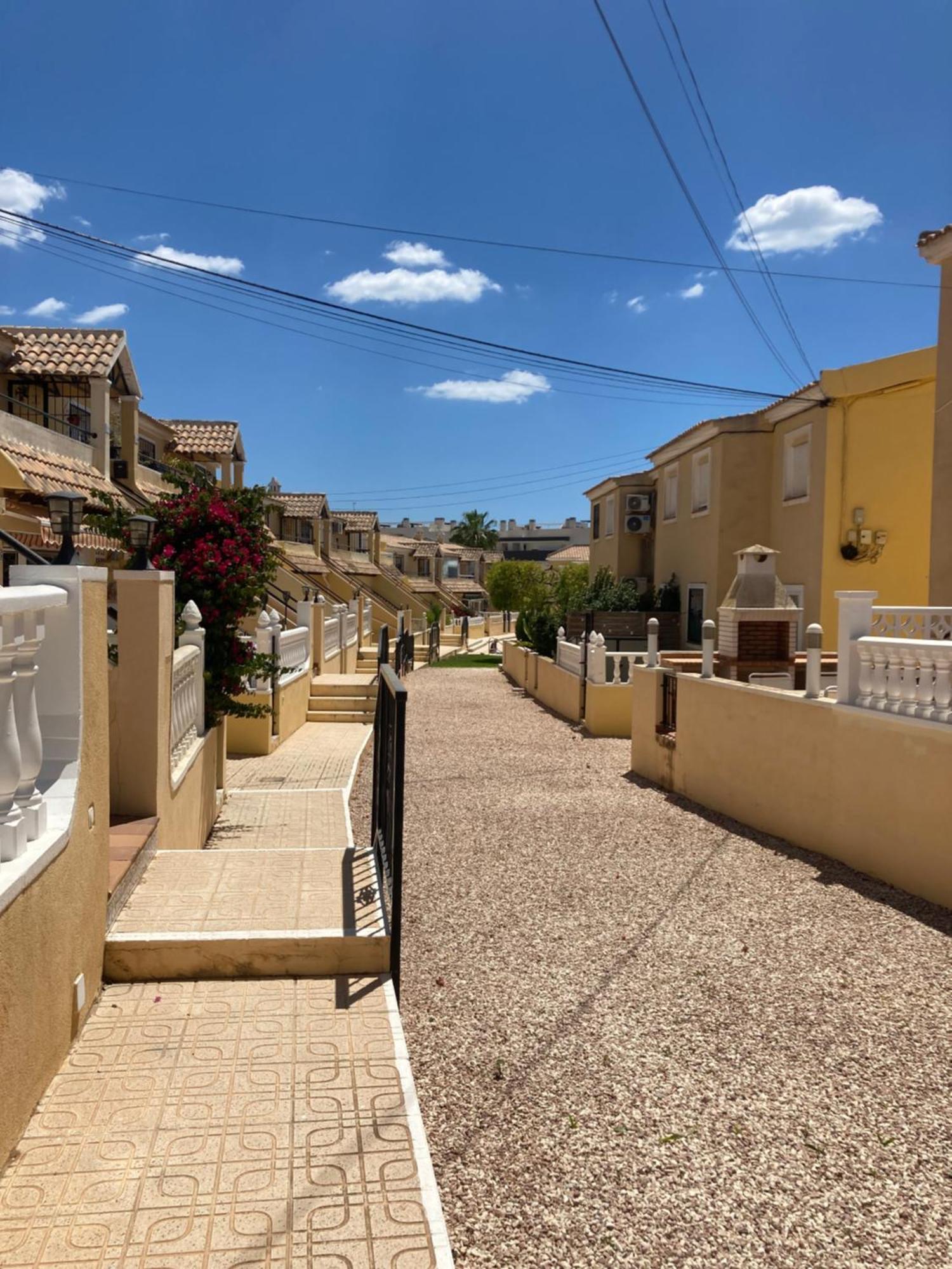 Villa Martin Secure Complex Two Bed Apartment With Access To Six Pools 산 미겔 데 살리나스 외부 사진